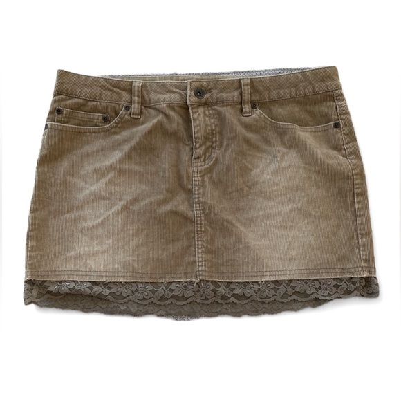 YMI Dresses & Skirts - Vintage YMI Y2K Tan Corduroy Lace Trim Mini Skirt Size 13
